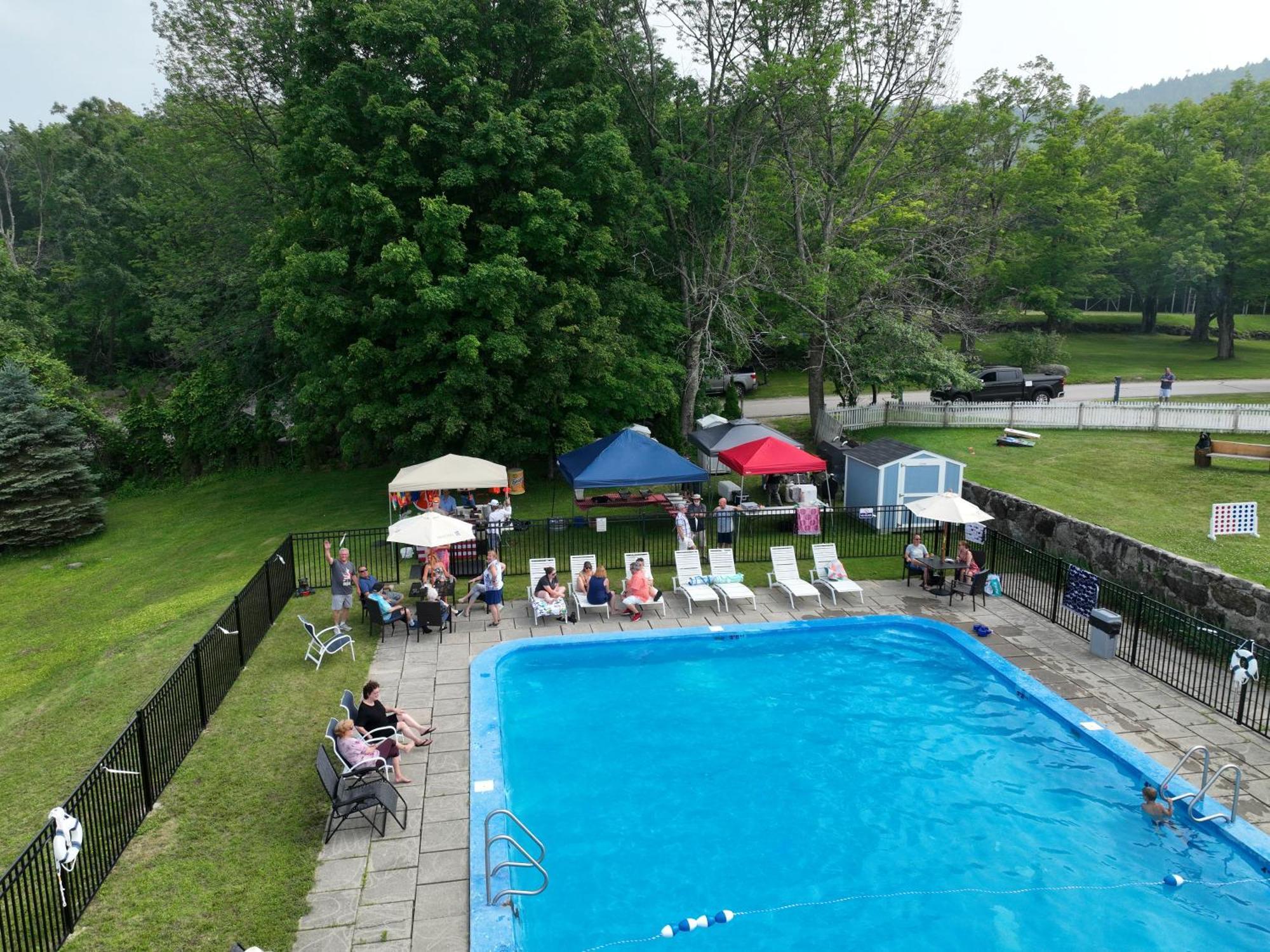 Blue Bear Inn Francestown Zewnętrze zdjęcie